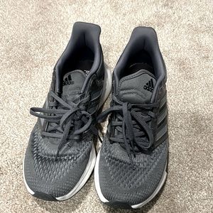 Adidas Bounce Tennis Shoes